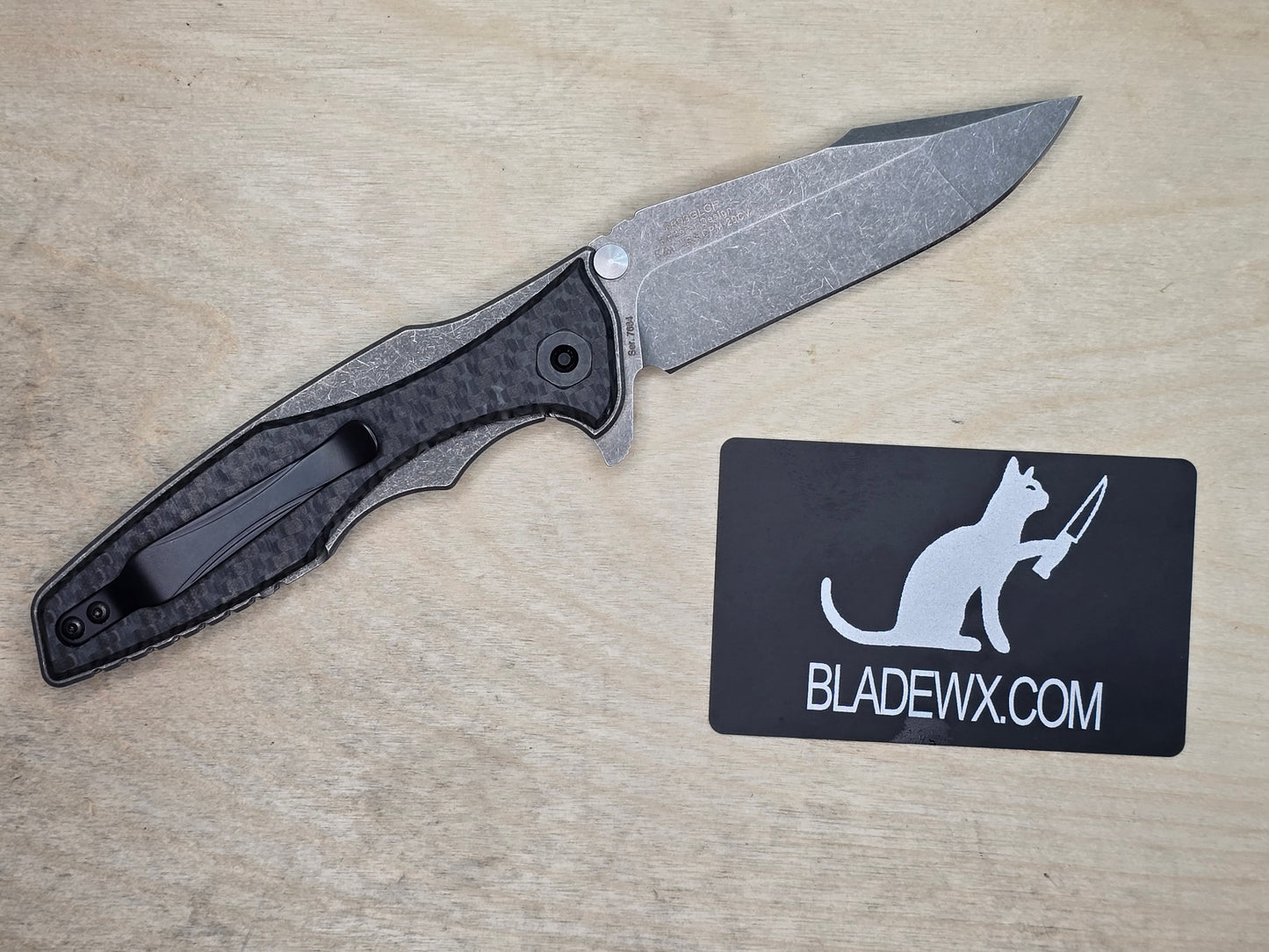 Zero Tolerance 0393GLCF Flipper 3.5" CPM-20CV Satin/Stonewashed Plain Blade, Glow Carbon Fiber Ti handle