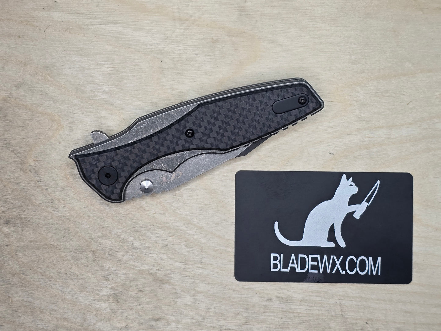 Zero Tolerance 0393GLCF Flipper 3.5" CPM-20CV Satin/Stonewashed Plain Blade, Glow Carbon Fiber Ti handle