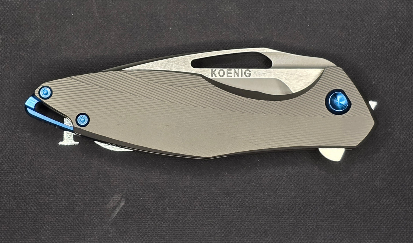 Koenig Mini Arius Textured