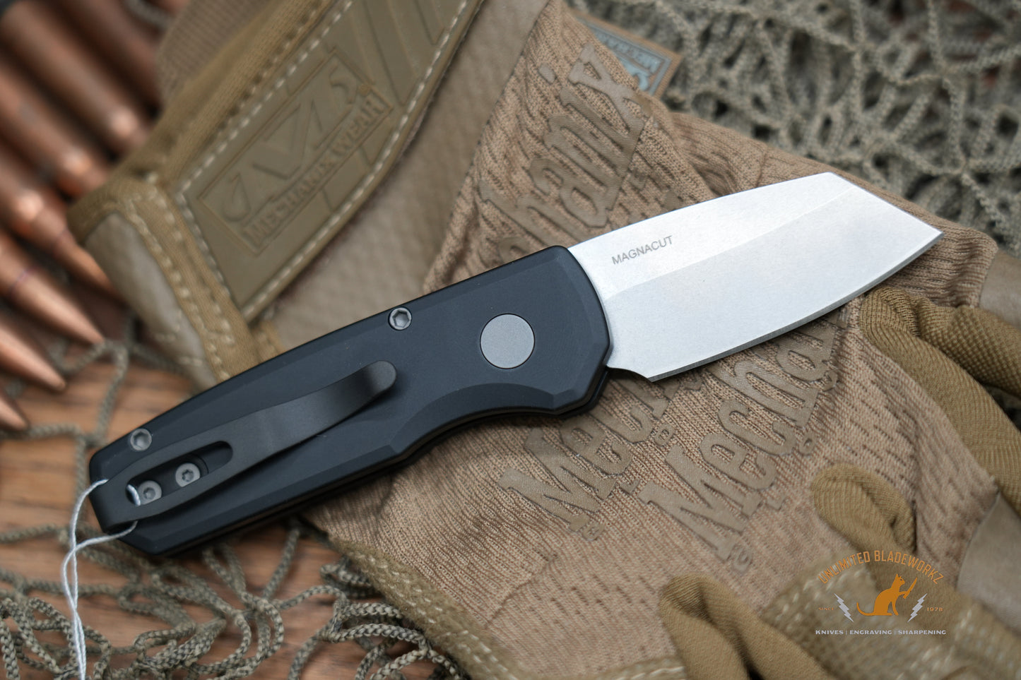 ProTech Runt 5 Black Aluminum Handle, Stonewash Blade