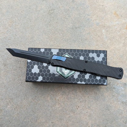 Heretic Cleric II OTF AUTO 4.25" MagnaCut Black DLC Tanto H019-6A-CF/Blu