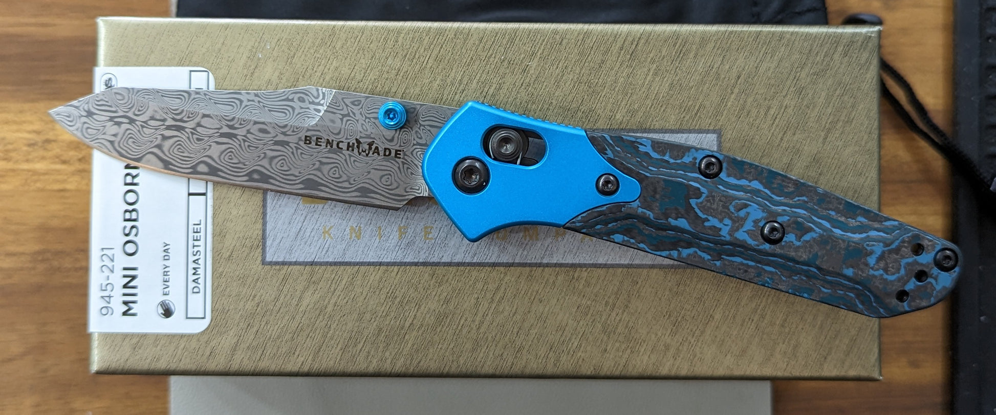 Benchmade Gold Class Mini Osborne Folding Knife 2.92 Reverse Tanto