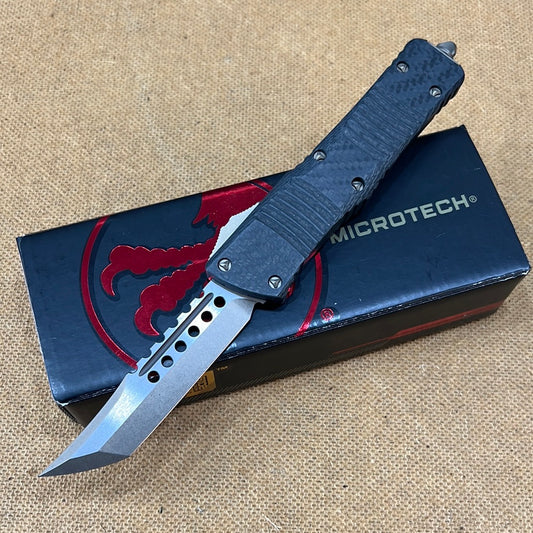 Microtech 219-13CF Combat Troodon Hellhound S/E - Carbon Fiber Top - Bronze Hardware - Bronze Blade