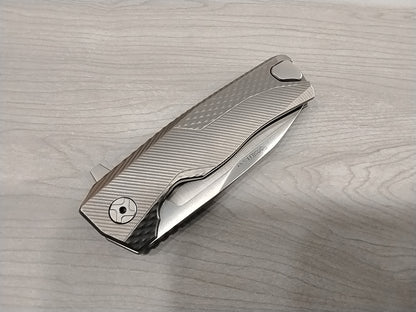 ROK Titanium: the foldable titanium E.D.C. with SOLID® handle - Grey