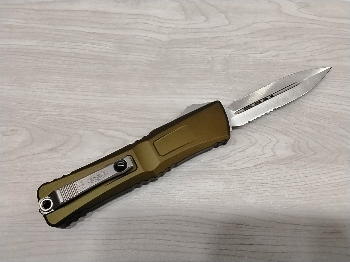 Microtech Combat Troodon D/E Gen III OTF Knife OD Green Aluminum (4" SW Serr)