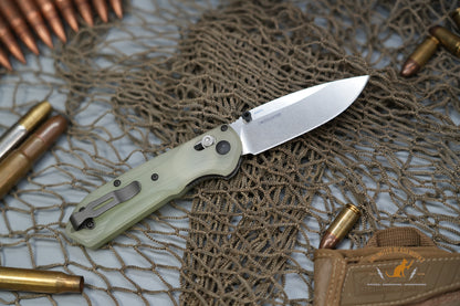 Benchmade Mini Freek AXIS Lock Knife Natural G-10 (3" Stonewash)