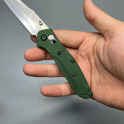 Benchmade 945 Mini Osborne Folding Knife 2.92" S30V Satin Plain Blade, Green Aluminum Handles