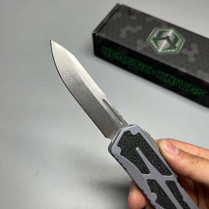 Heretic Knives Colossus OTF AUTO 3.5" CPM-MagnaCut Stonewashed Clip Point grey Aluminum Handles with Black Traction Inlays