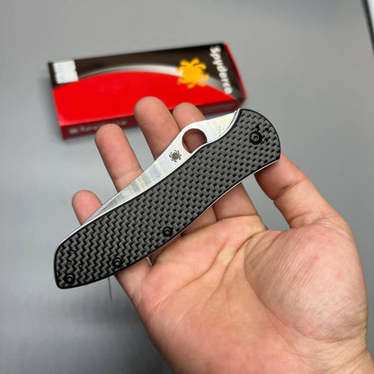 Spyderco Gayle Bradley 2 Folding Knife 3.6" CPM-M4 Plain Blade, Carbon Fiber/G10 Laminate Handles - C134CFP2